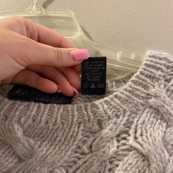 Express Handknit Lambswool size small light gray sweater. {127} - Picture 4 of 8